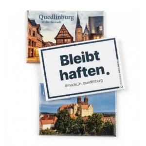 Individuell bedruckte Kühlschrankmagnete Souvenir mit Kundenmotiv, Firmenlogo oder Foto. Personalisierte Werbemittel im hochwertigen UV-Direktdruck fertigen lassen.